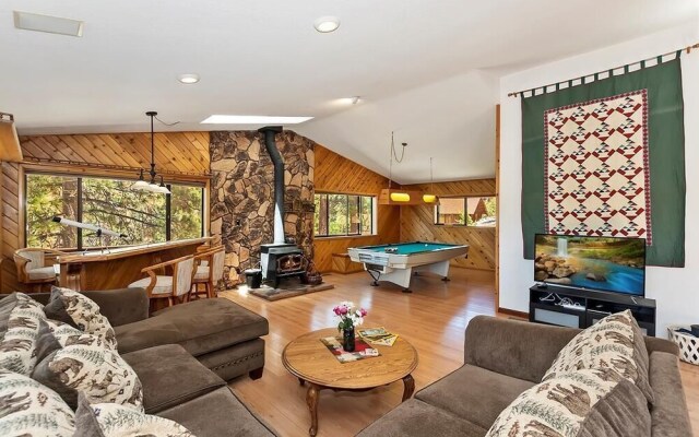 033 - Bruin Trail Retreat