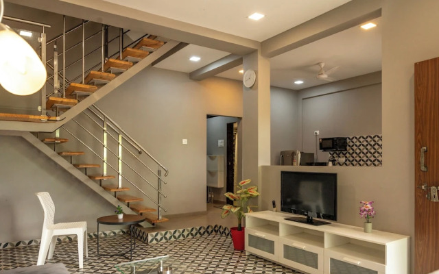 Hotel Sadhana Executive