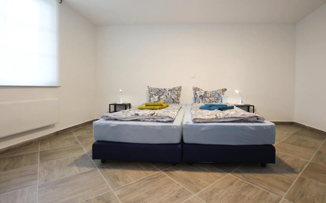 Terraced House, Lohmen