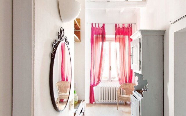 RSH Farnese Stylish Apartment 2