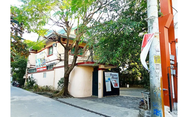 OYO 477 Carino Resort