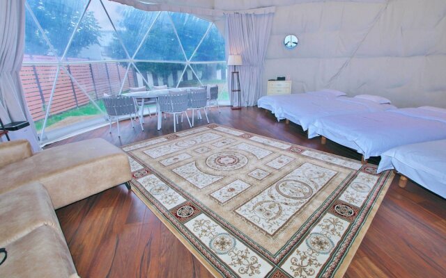 Ducale Garden Hotel 99