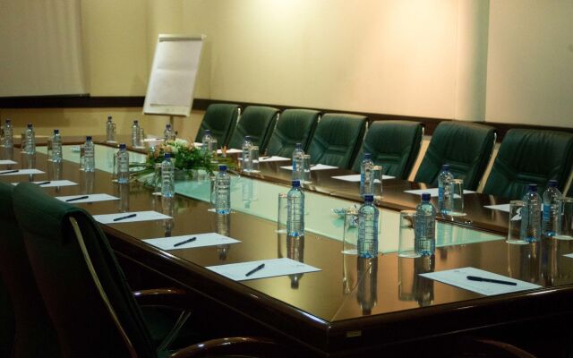 The Panari Hotel - Near Jomo Kenyatta International Airport