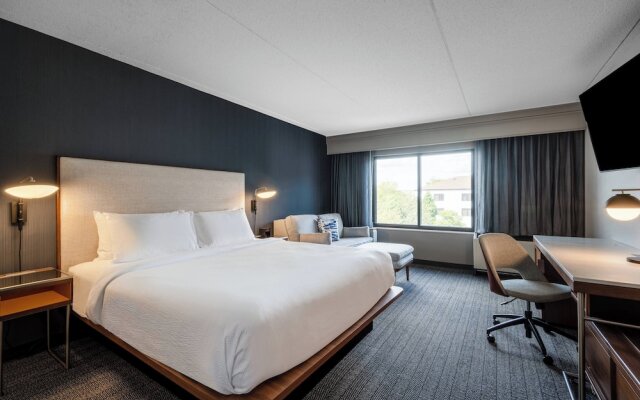 Courtyard Columbus Airport