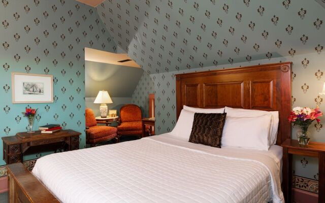 Inn at Pine Terrace