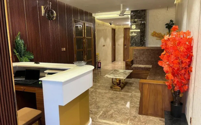 Hyders Mahal and Hotel