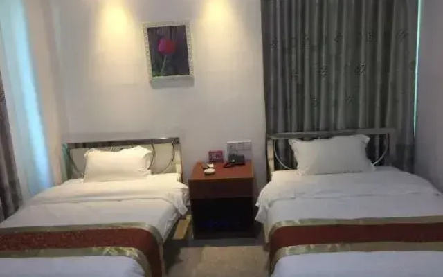 Chengye Hotel (Qionghai High-speed Railway Station)