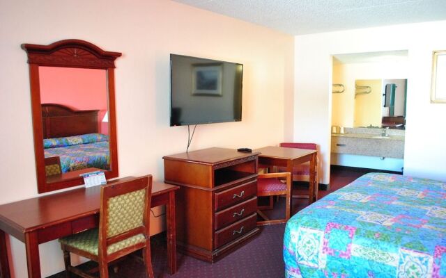 Coconut Grove Motor Inn