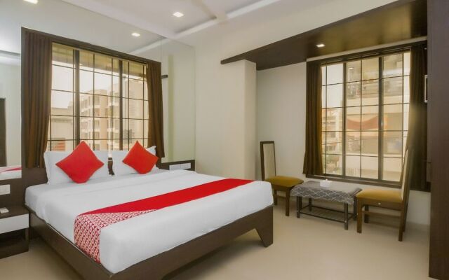 OYO 22086 Hotel Park View