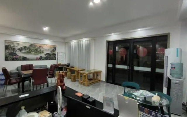 Zhangjiajie West Railway Station Hanxiang Residence Inn