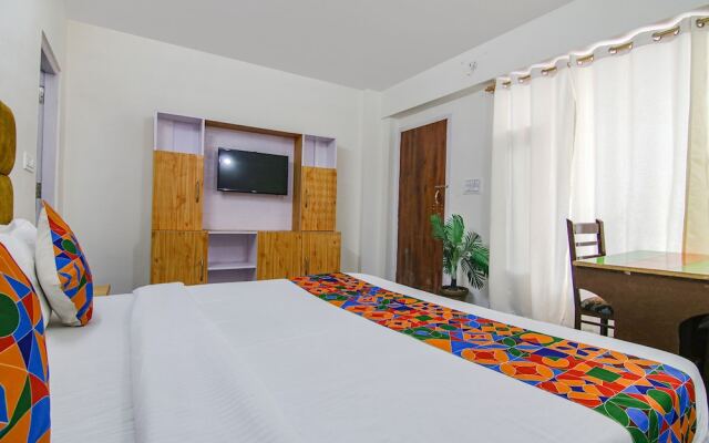 Fabhotel Nirvana Deluxe