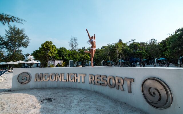 Moonlight Resort