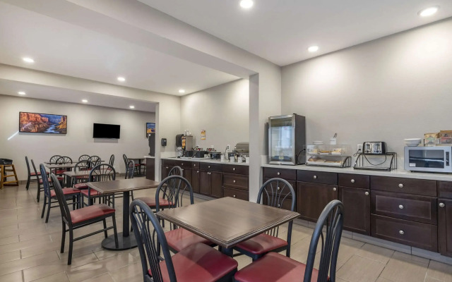 Clarion Inn Kingman I-40 Route 66