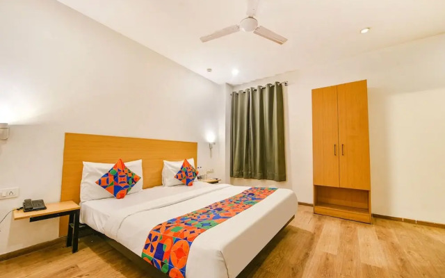 Fabhotel Comfort Residency I
