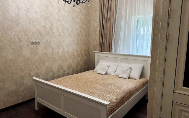 Уманский дом Семь Башен