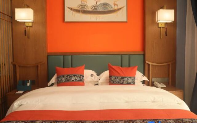 56 Nationalities Hotel