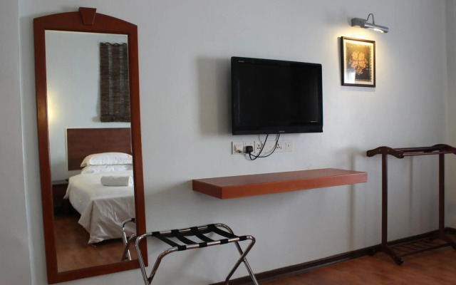 Hotel Maluri