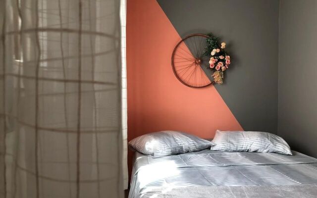 Hostel 68