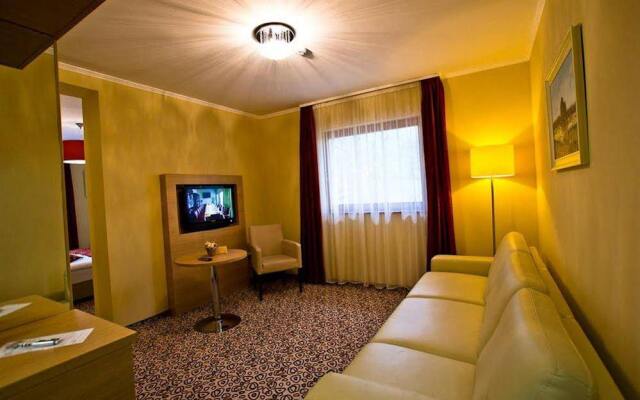 Erdospuszta Club Hotel