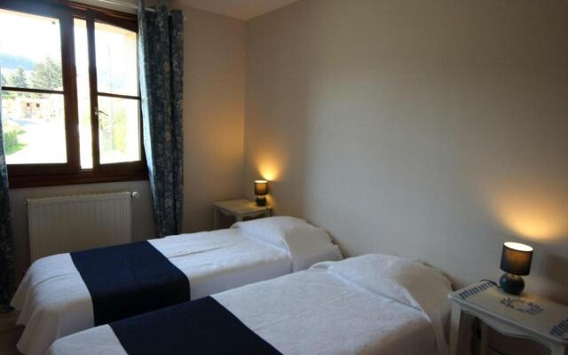 Gîte Saint-Haon-le-Vieux, 4 pièces, 6 personnes - FR-1-496-156