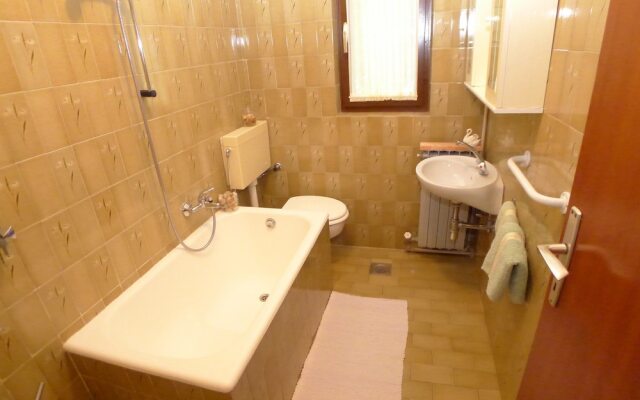 Three Person Apartment Near the Beach