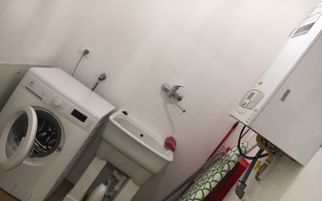 Elegant Flat 15 min From the Center of Milan