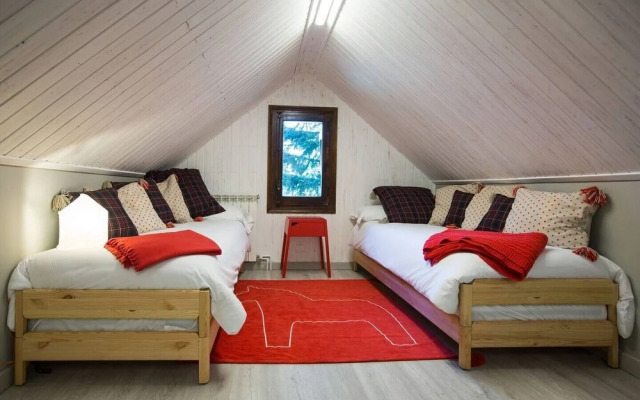 Fir by Keywii. 8 Paxs. Formigal