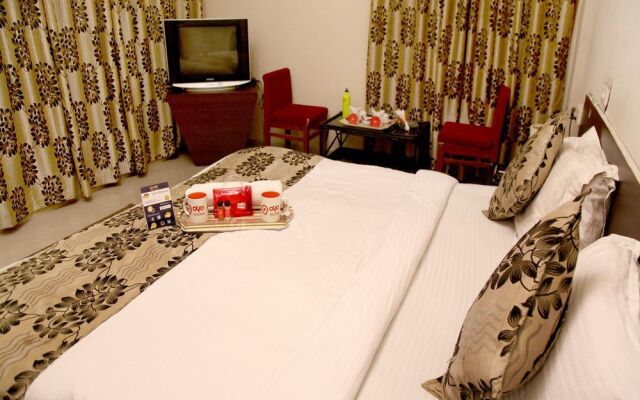 OYO 1806 Platinum House