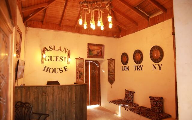 Aslan Guest House