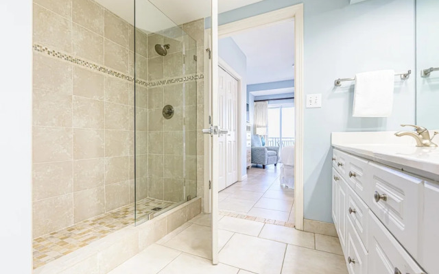 Westwinds 4779 - Flr9 - 2BR 2BA -