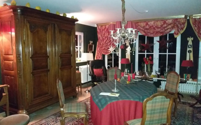 Gästehaus "Villa am Eggenbach" Familie Heiss