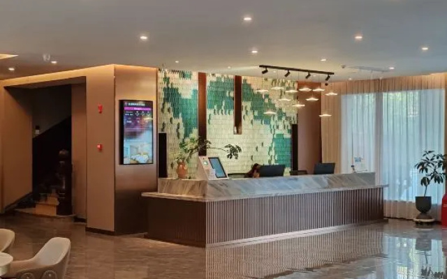 Longhu Sunny Holiday Hotel – Lobby – Bengbu
