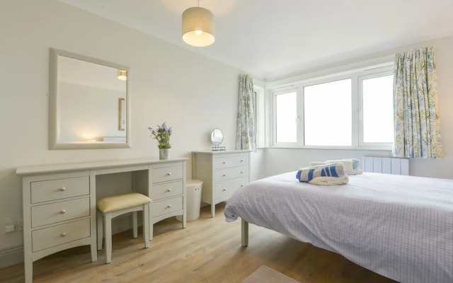 17 Burgh Island Causeway