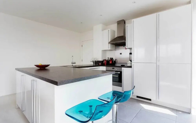 Fulham Riverside Retreat