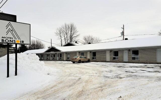 Motel Bonsoir