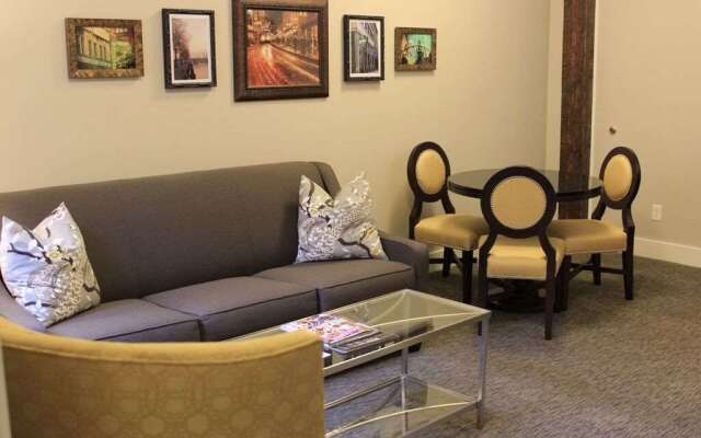 Mark Spencer Hotel