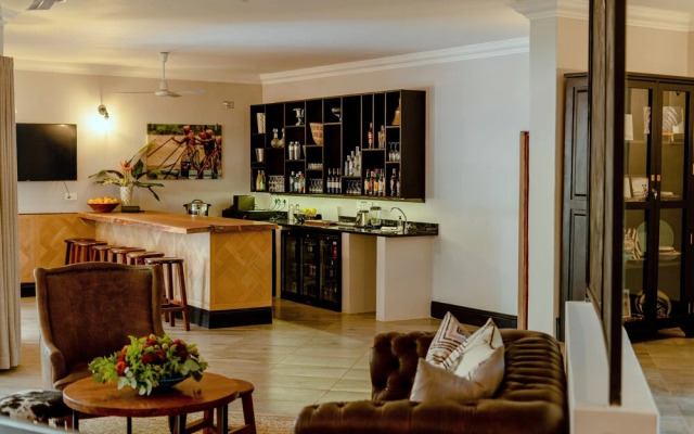 Nkosi Guest Lodge