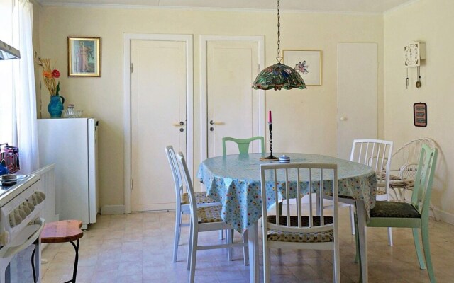 10 Person Holiday Home in Mariestad