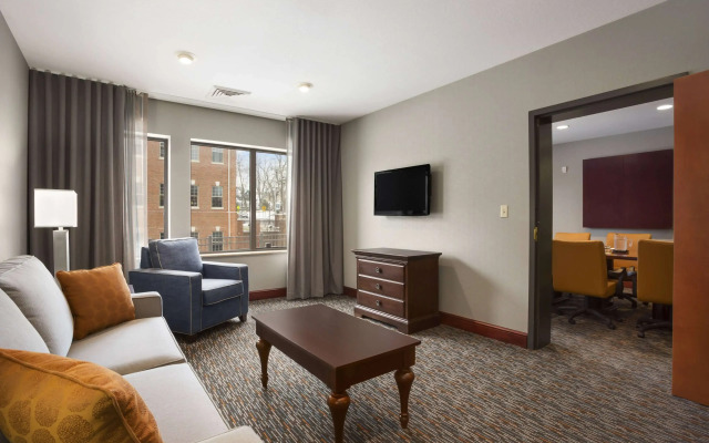 Wingate by Wyndham - Sylvania/Toledo