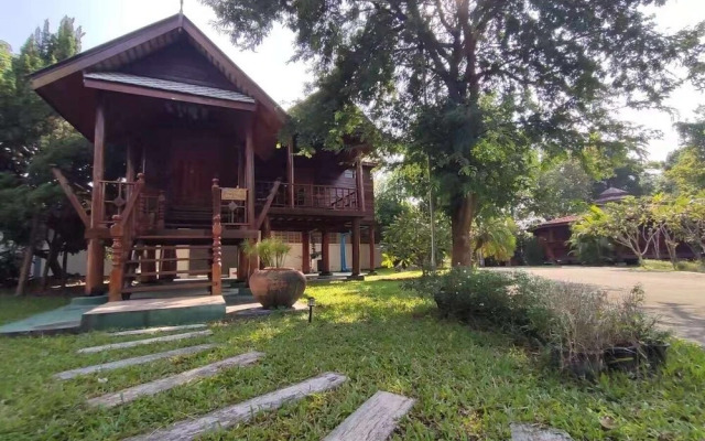Capital O923 Elephant At Baan Tawai