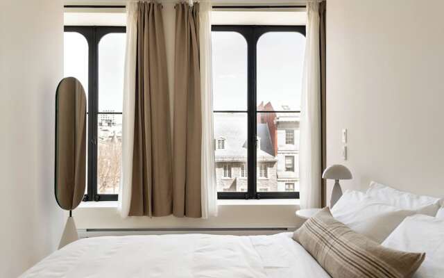 Maison Place Jacques-Cartier by Luxury In Transit