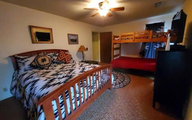 Cozy 3 Bedroom with Fireplace in Beautiful Ruidoso