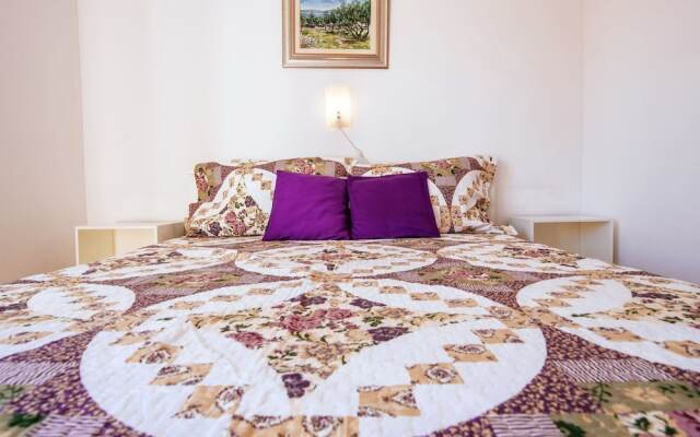 Apartment in Dalmatia With Terrace