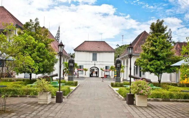 Platinum Adisucipto Hotel & Conference