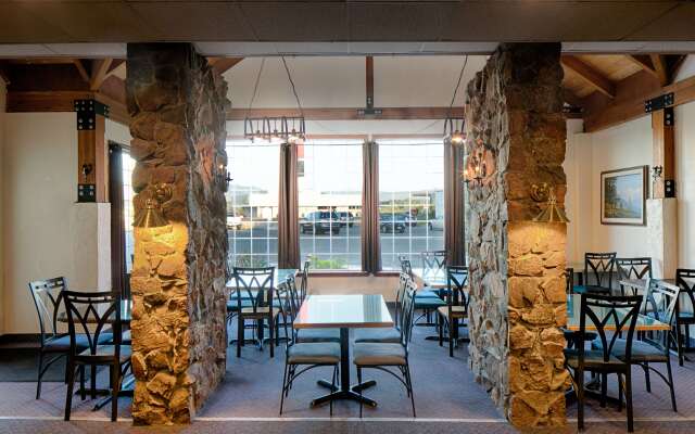 Red Lion Hotel & Conference Center Ellensburg