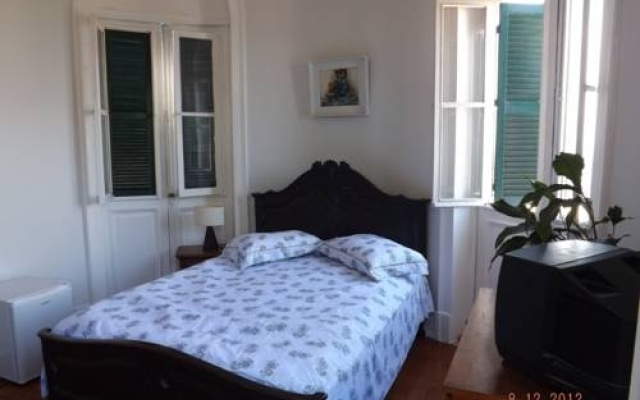 Castelo Valentim Guest House