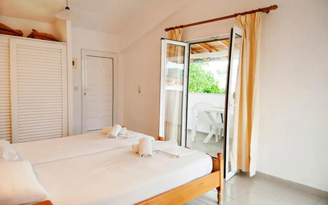 Cavos Beach House