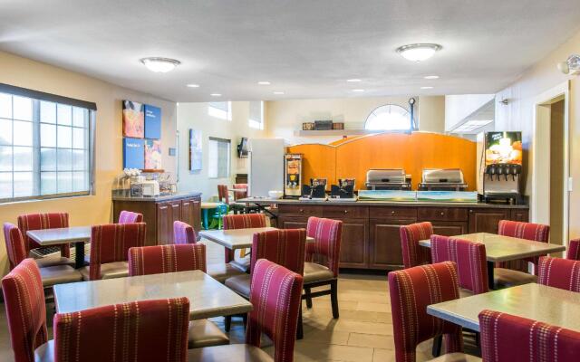 Comfort Inn Ludington near US-10