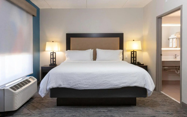 Holiday Inn Express & Suites Jacksonville Airport by IHG