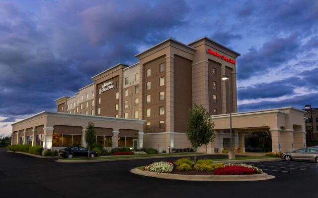 Hampton Inn & Suites Cleveland-Beachwood